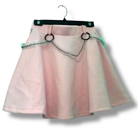 NEW Hot Topic Pastel Pink Pleated Mini O Chain Mini Skirt Size Small Ruffle Sexy - Picture 4 of 7